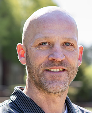 Erik Hanson