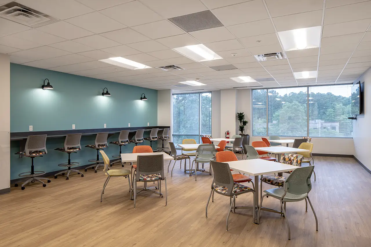 Infineon-Brookwood Construction